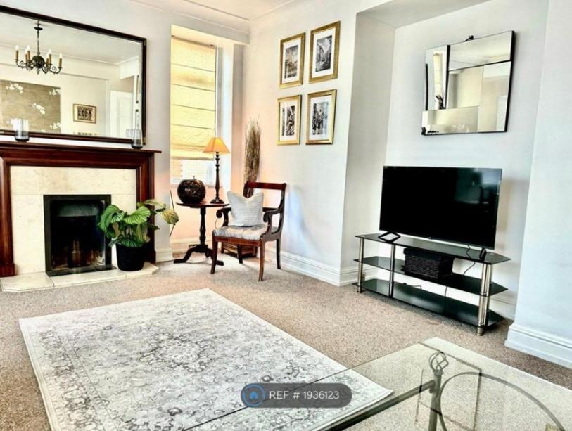 Executive Knightsbridge Apartment Лондон Экстерьер фото
